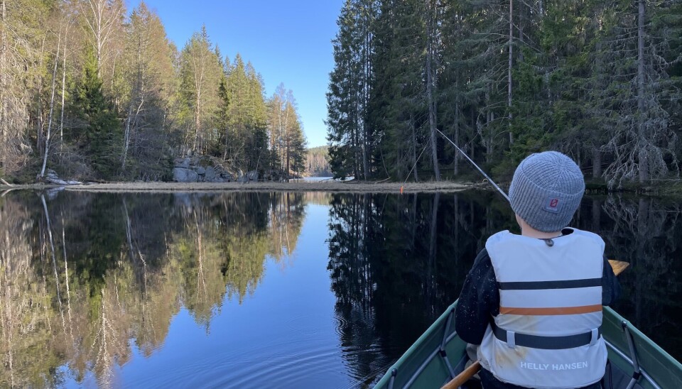 Med kano, eller lignende farkost, kommer du deg til områder med fiskestanga du ellers ikke hadde nådd.