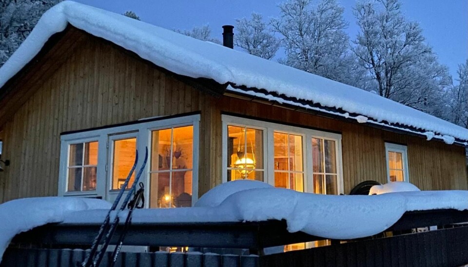 Hytta er bygd i 2014 og har god standard. Her kan du virkelig nyte livet!