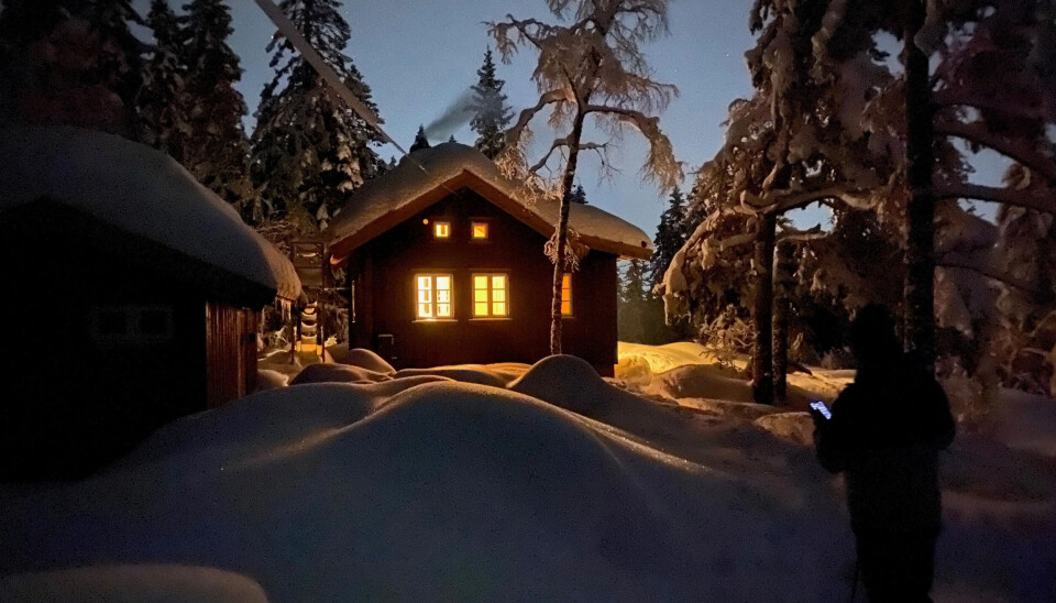 Sørstua er en eventyrlig hytte i Bærumsmarka. Nærhet til skiløyper, sopp fiske og andre turer i marka.