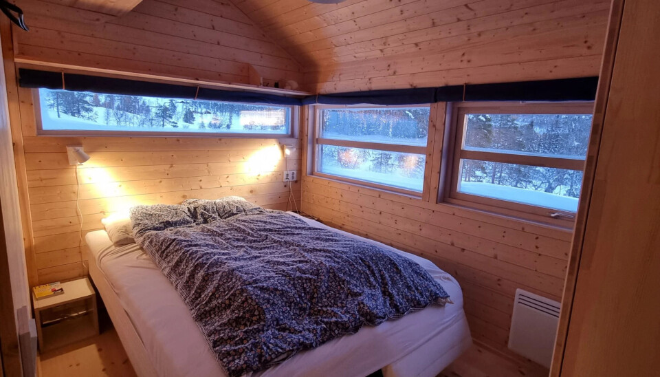 Hytta på 90m2 har tre soverom og opp til ni sengeplasser.