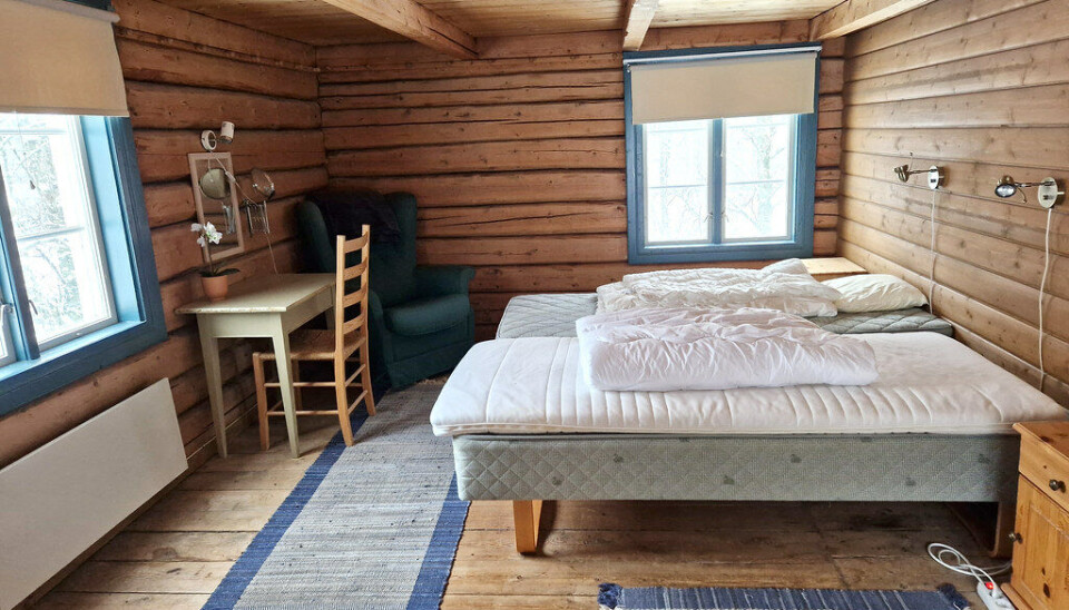 Huset er et solid bygg med personlighet.
