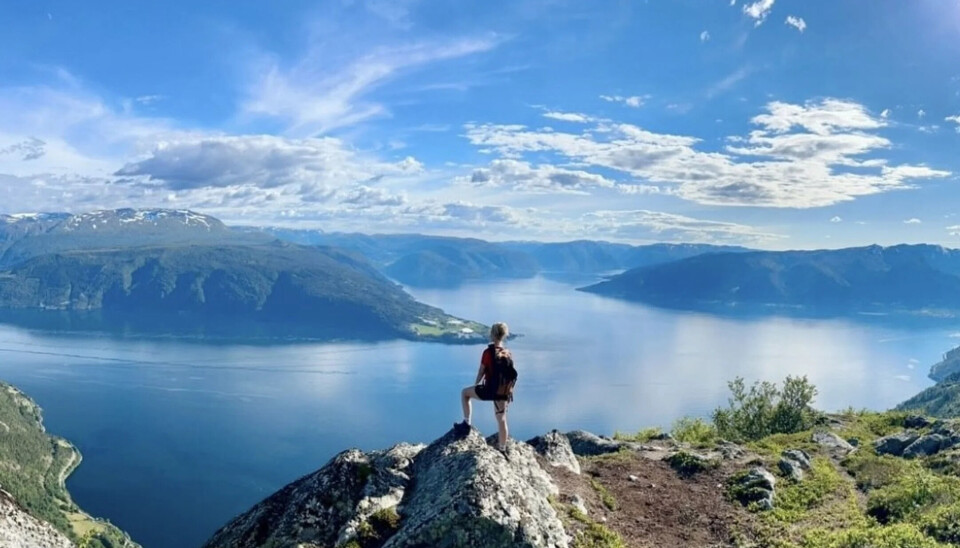 Kanskje kan det friste med en topptur til Mælen?